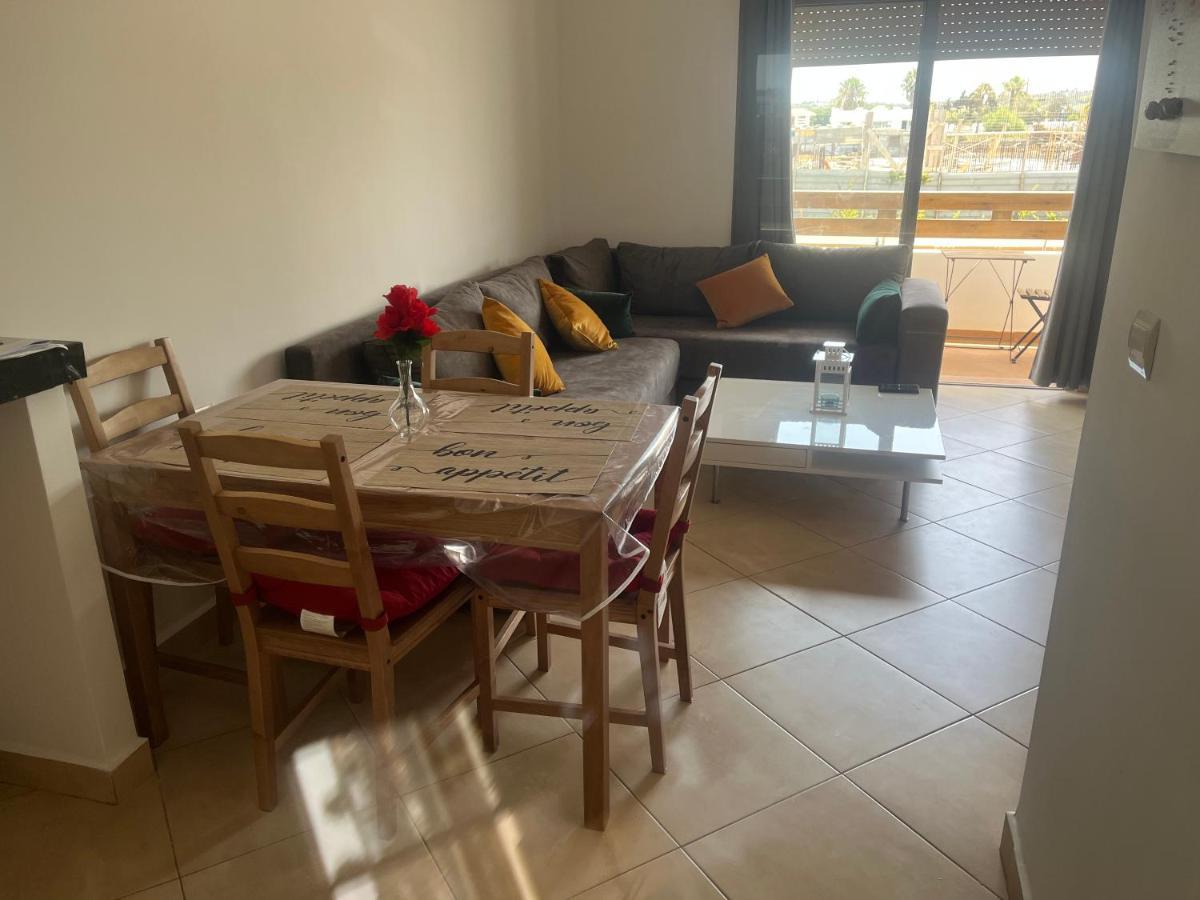 Appartement Pied Dans L Eau A Residence Beralmar أصيلة المظهر الخارجي الصورة