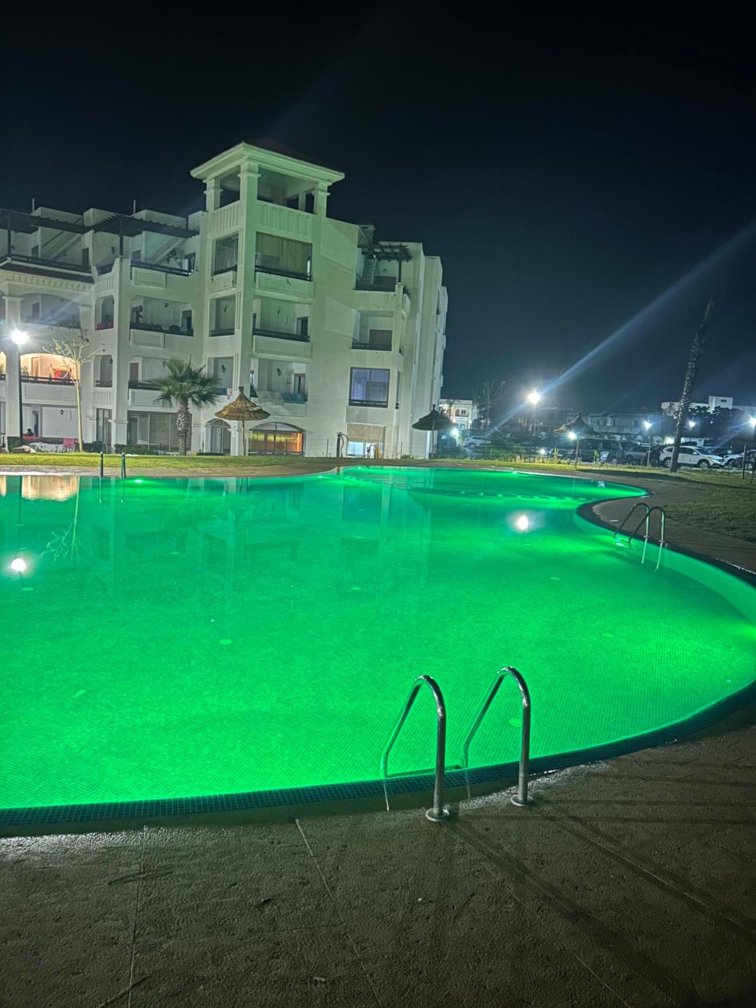 Appartement Pied Dans L Eau A Residence Beralmar أصيلة المظهر الخارجي الصورة